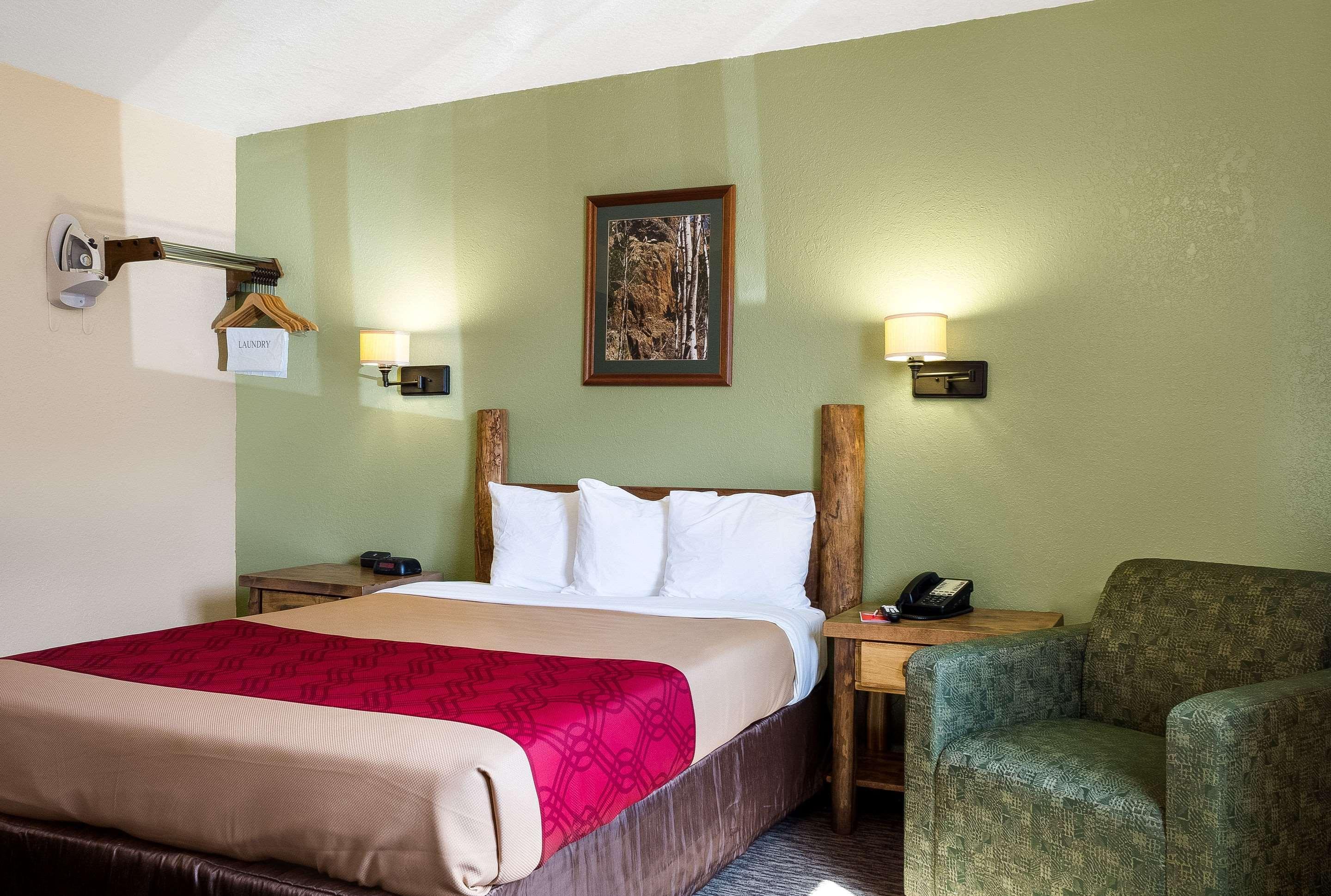 Econo Lodge, Downtown Custer Near Custer State Park And Mt Rushmore Zewnętrze zdjęcie